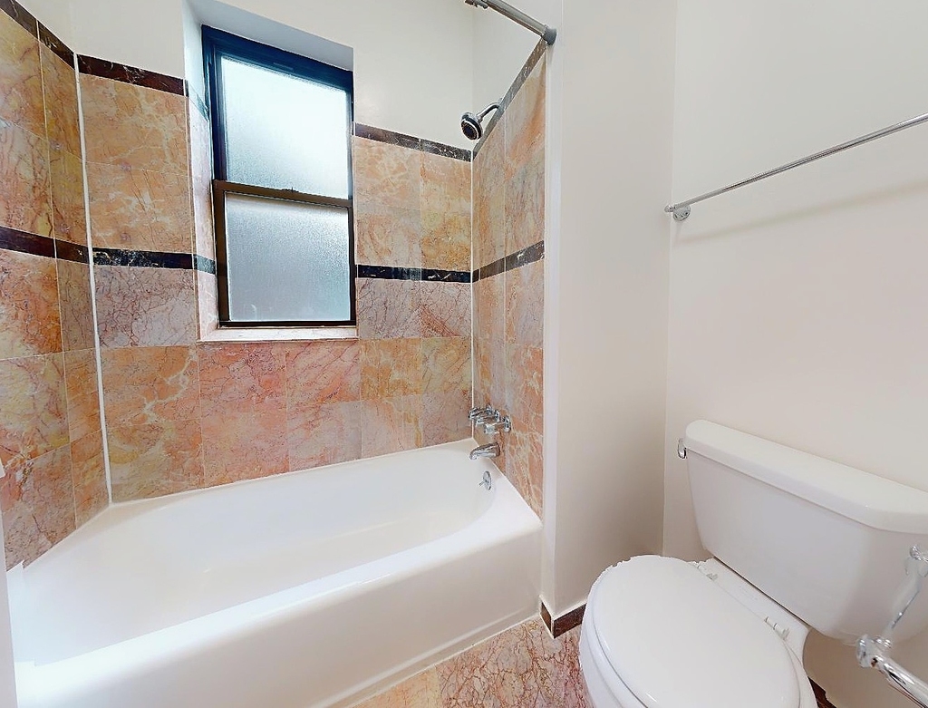 2411 Adam Clayton Powell Jr Boulevard - Photo 4