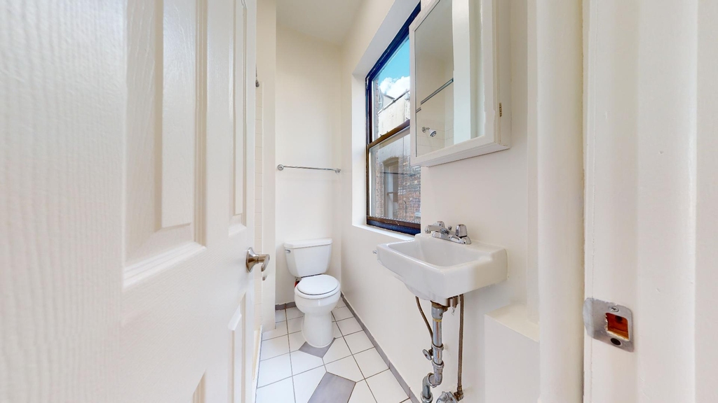 2411 Adam Clayton Powell Jr Boulevard - Photo 5