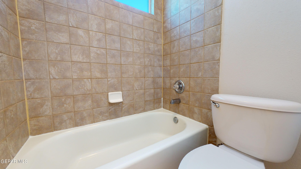 6256 Escondido Drive - Photo 29