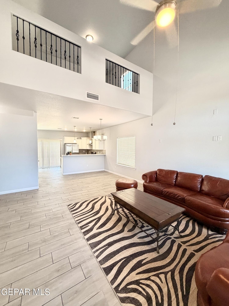 837 Magnolia Park Street - Photo 2