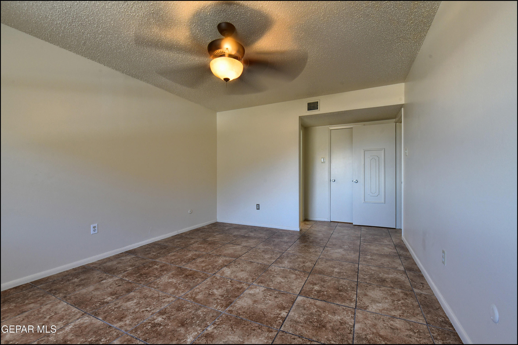 4800 N Stanton Street - Photo 37