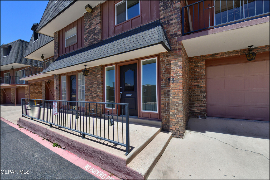 4800 N Stanton Street - Photo 0
