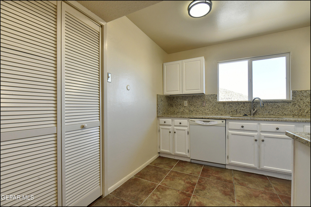 4800 N Stanton Street - Photo 30