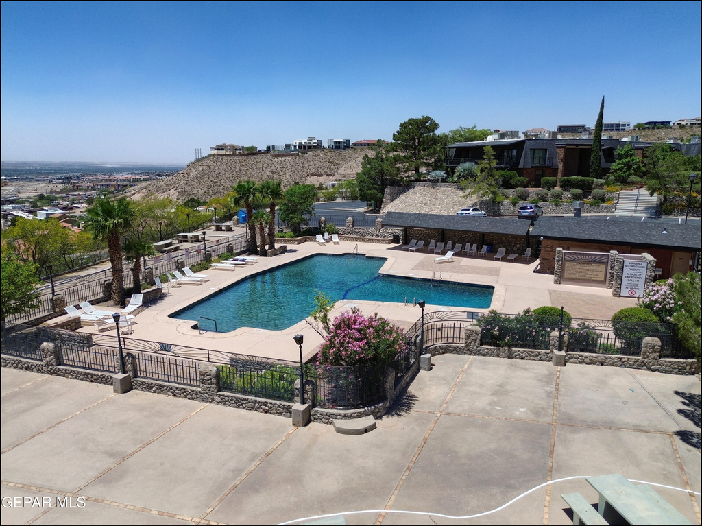4800 N Stanton Street - Photo 6