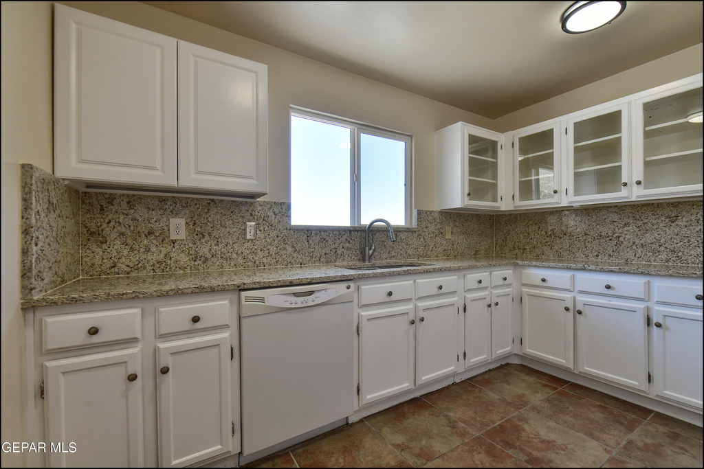 4800 N Stanton Street - Photo 31