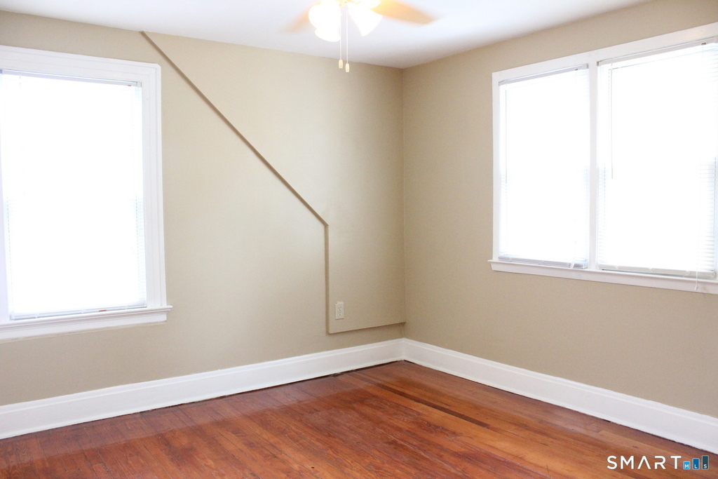 28 Cottage Street - Photo 6