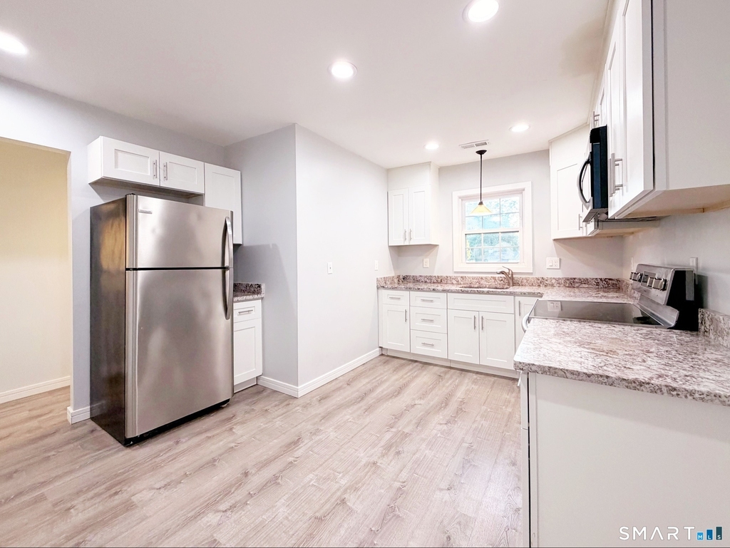 310 Alden Avenue - Photo 11