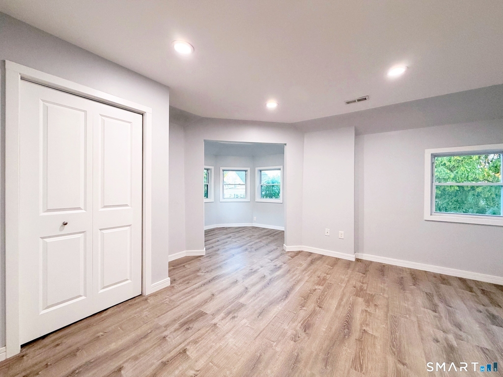 310 Alden Avenue - Photo 17