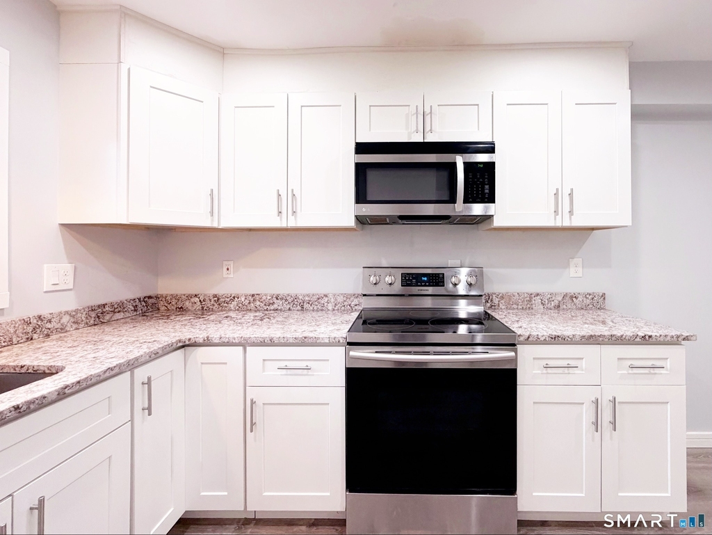 310 Alden Avenue - Photo 12