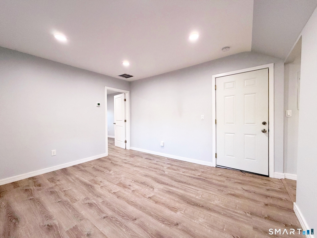 308 Alden Avenue - Photo 8
