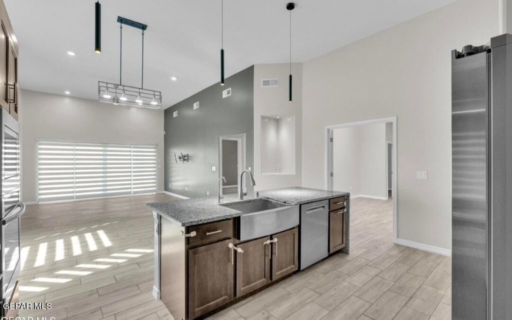 13729 Lago Vista Avenue - Photo 18