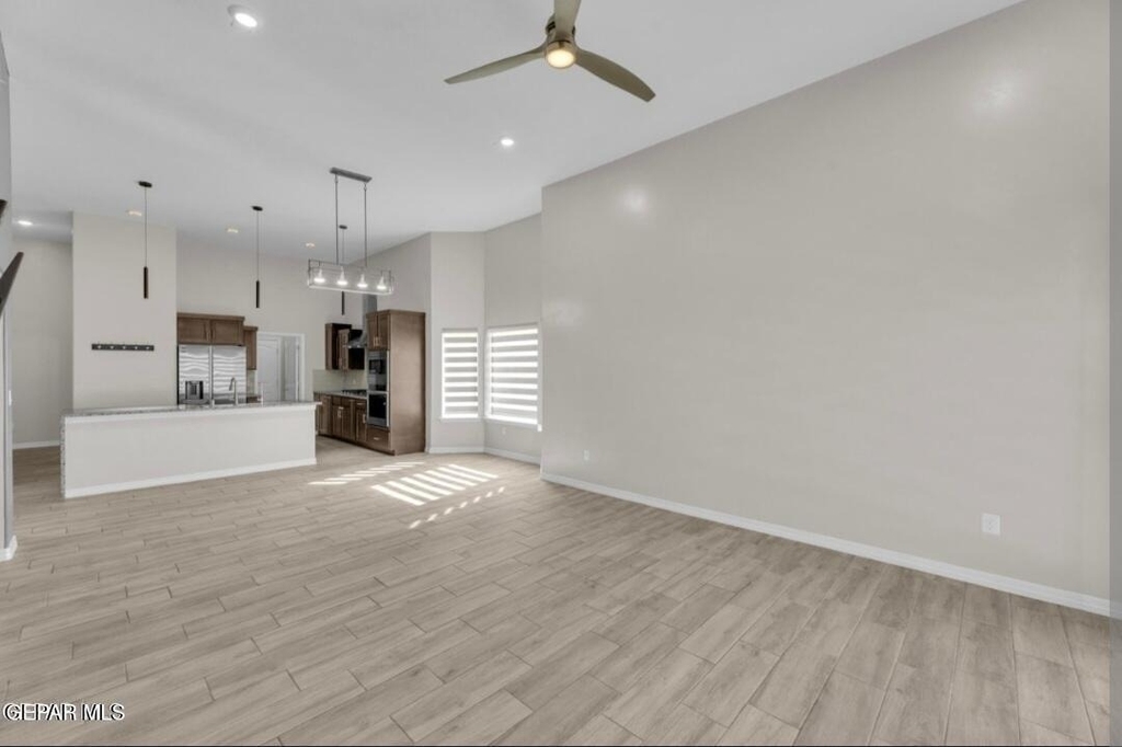 13729 Lago Vista Avenue - Photo 34