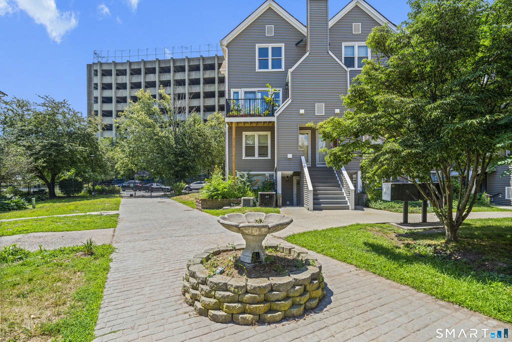 136 Maple Avenue - Photo 20
