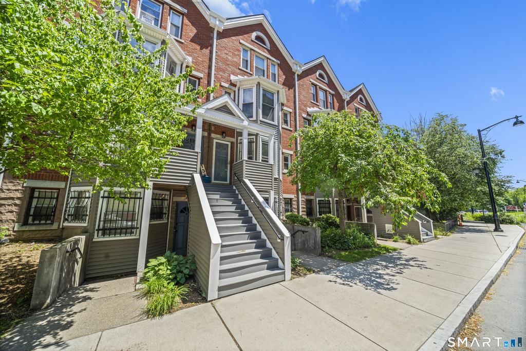 136 Maple Avenue - Photo 22