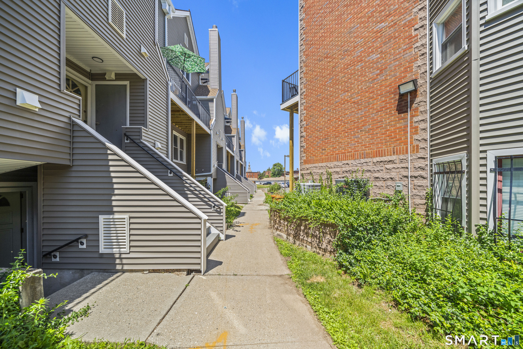 136 Maple Avenue - Photo 19