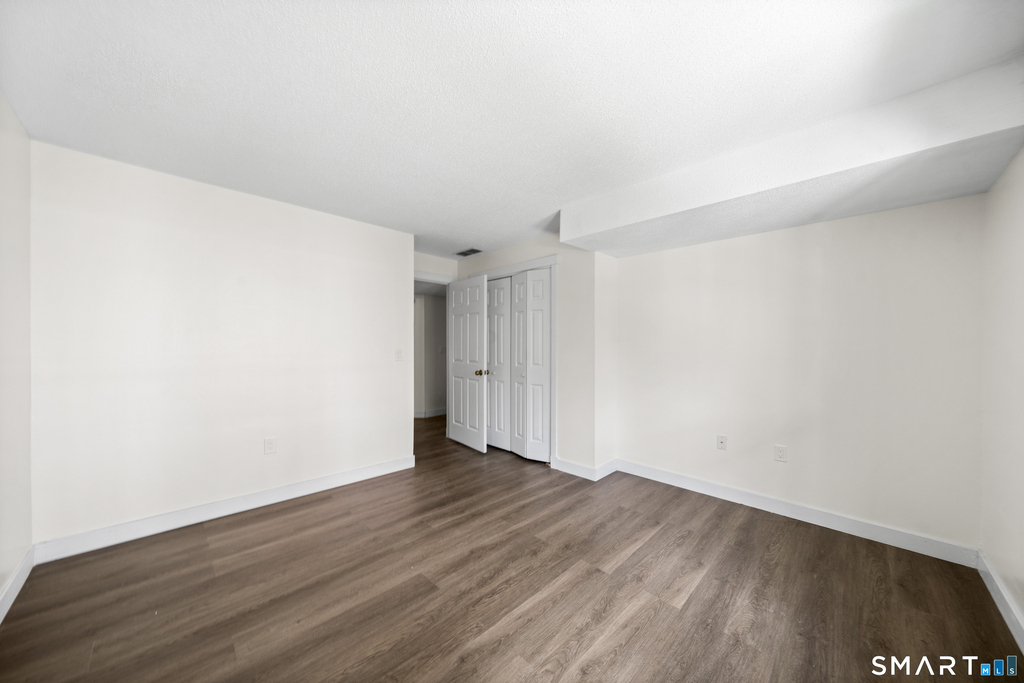 136 Maple Avenue - Photo 16