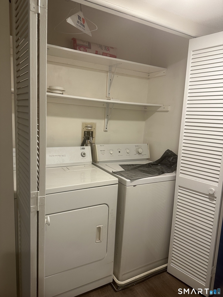 136 Maple Avenue - Photo 14