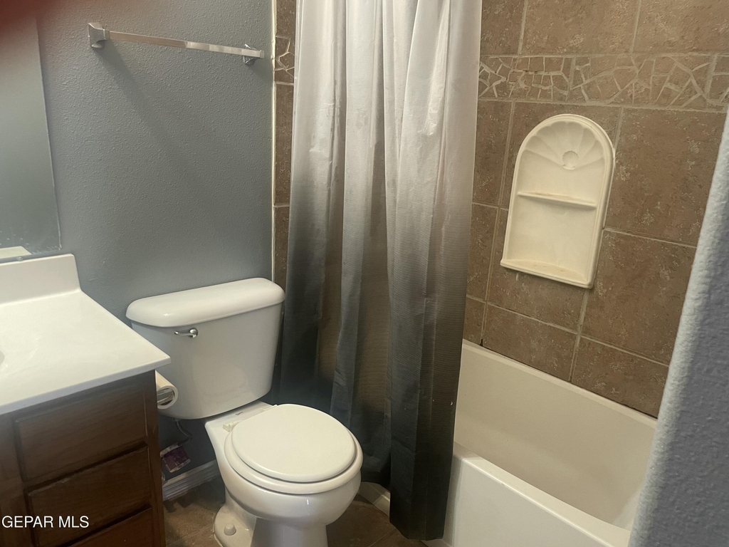 5724 Saluki Drive - Photo 7