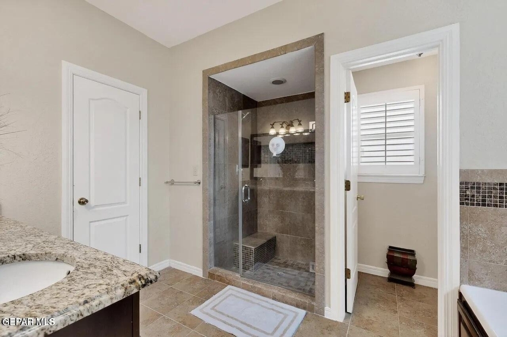 6909 Desert Canyon Drive - Photo 18