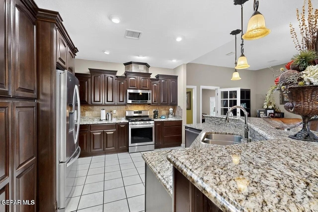 6909 Desert Canyon Drive - Photo 7