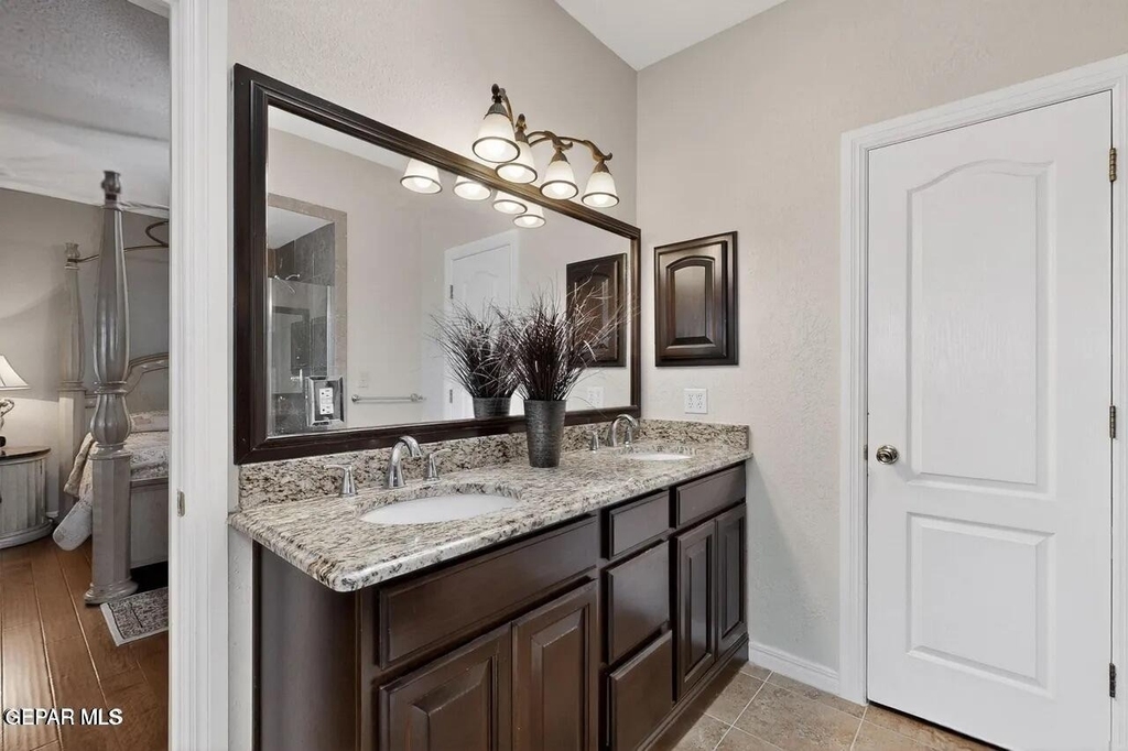 6909 Desert Canyon Drive - Photo 19