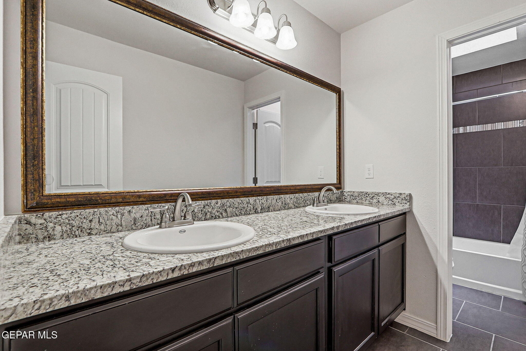 11381 Bullseye Street - Photo 36