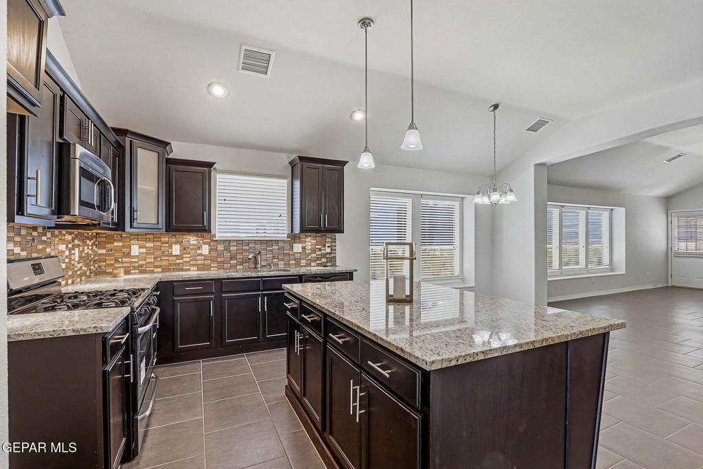 11381 Bullseye Street - Photo 5
