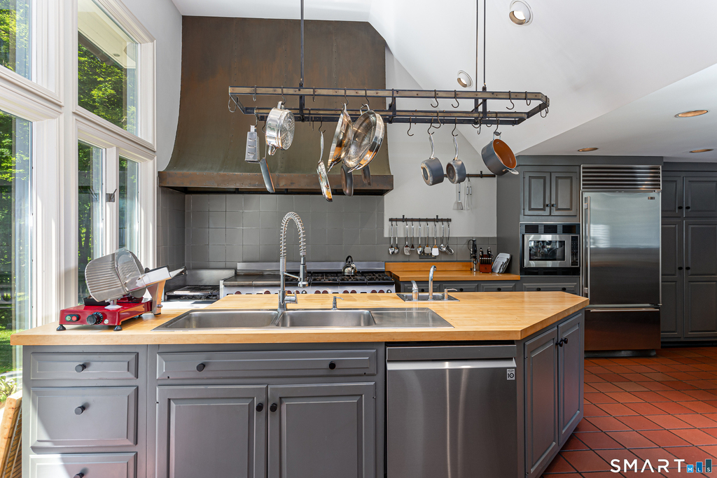 896 Westport Road - Photo 12