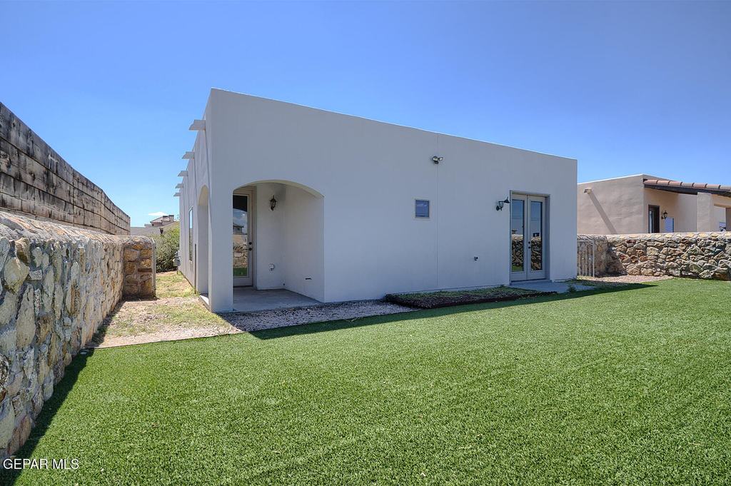 2504 Eastern Sky Street - Photo 30