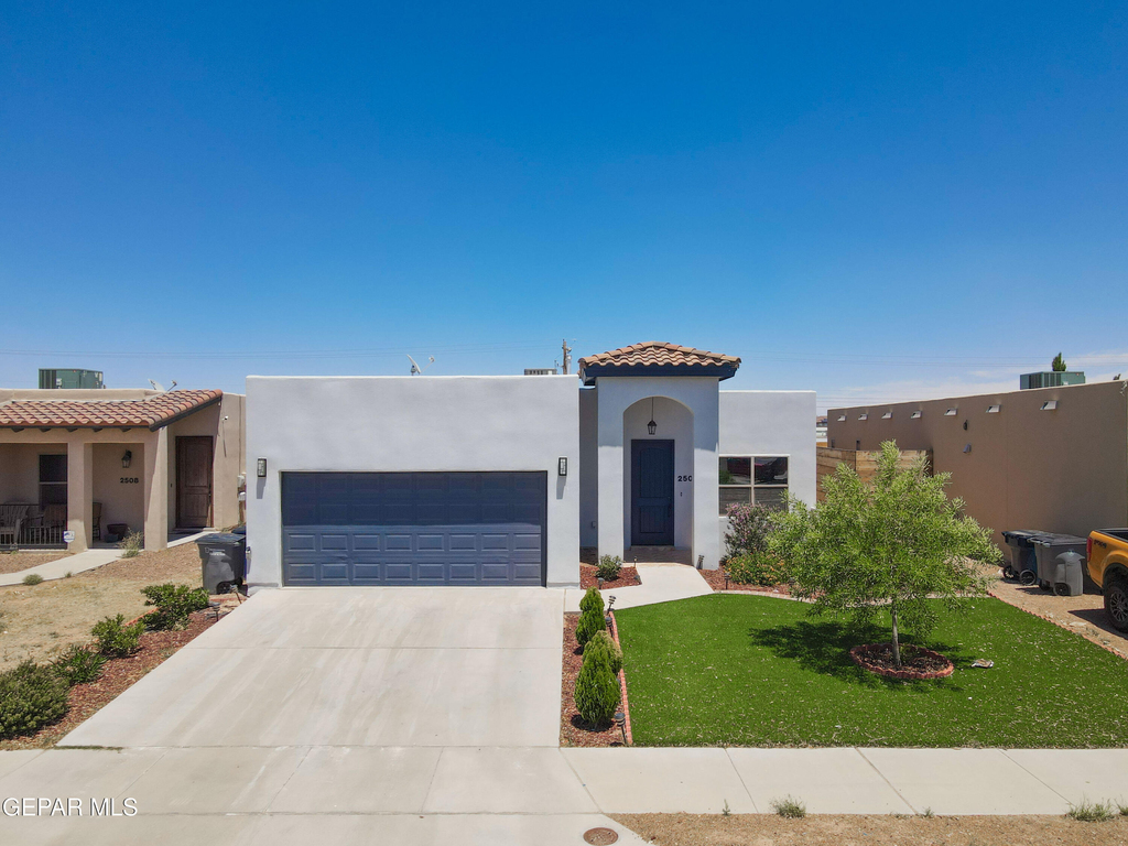 2504 Eastern Sky Street - Photo 2