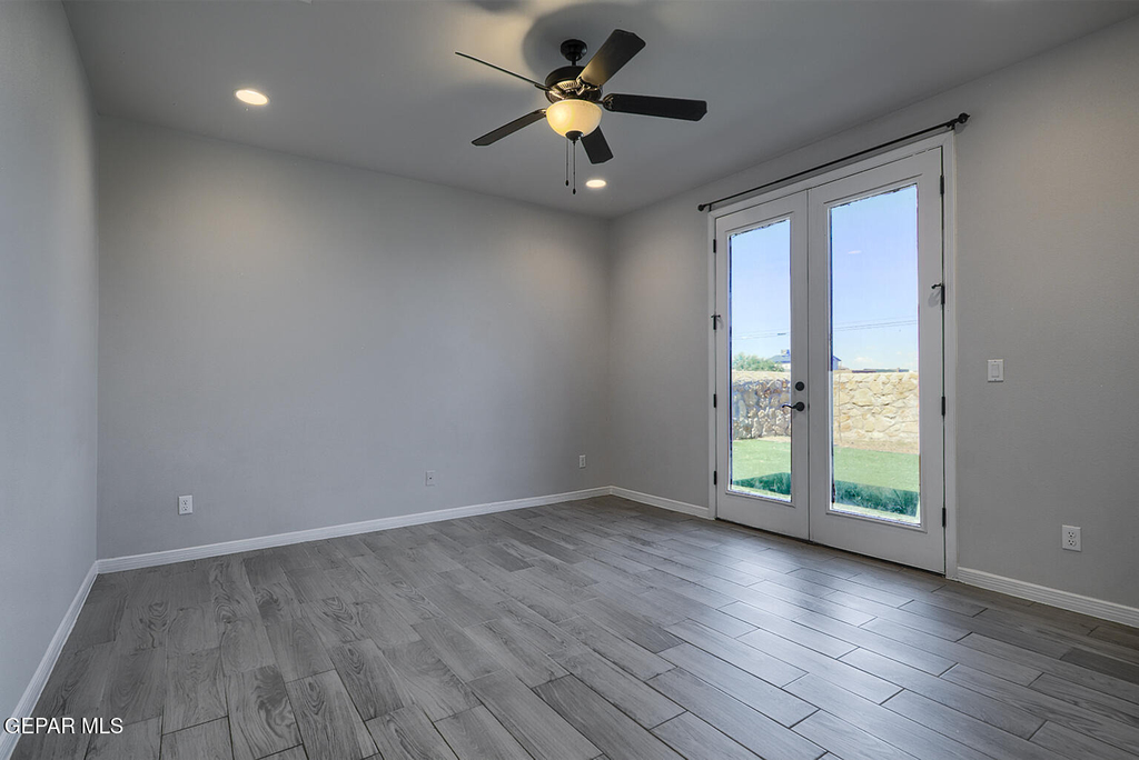 2504 Eastern Sky Street - Photo 24