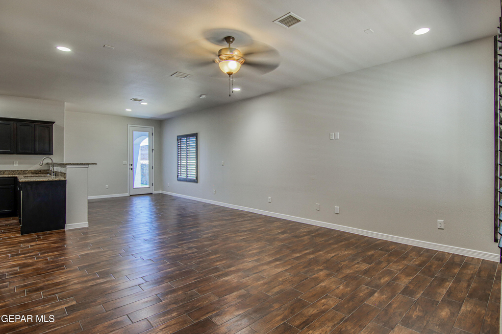 2504 Eastern Sky Street - Photo 10
