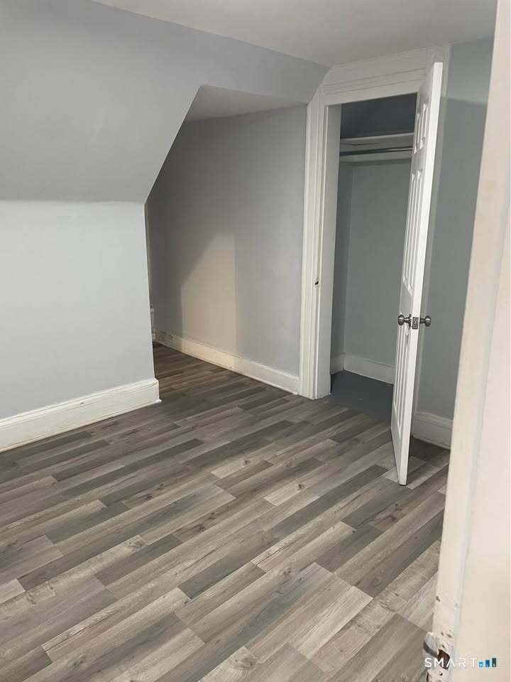 178 Clarence Street - Photo 2