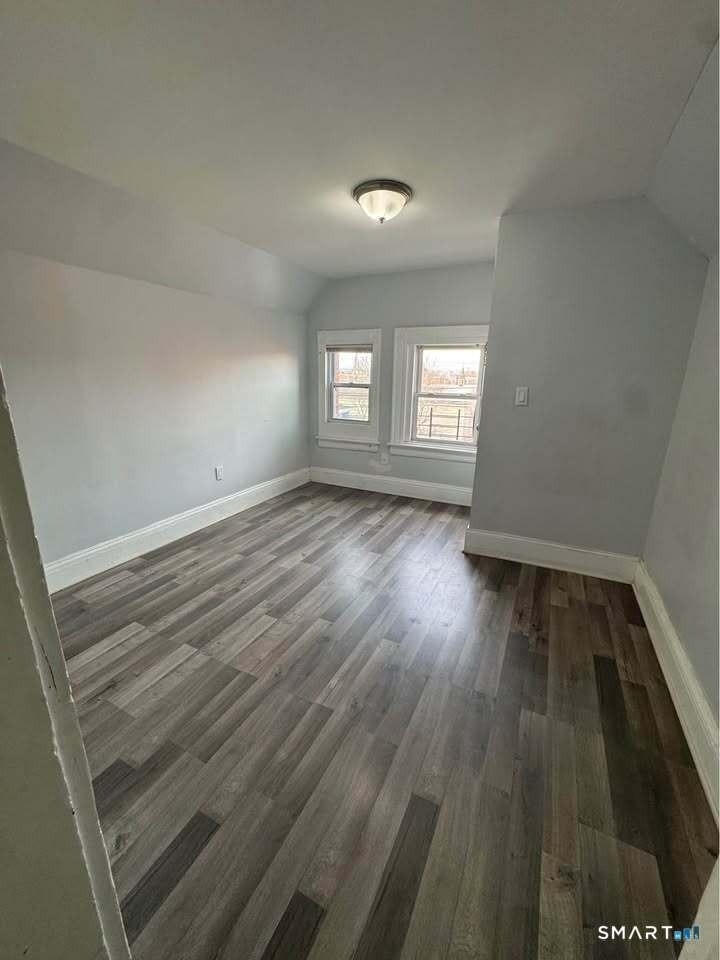 178 Clarence Street - Photo 3