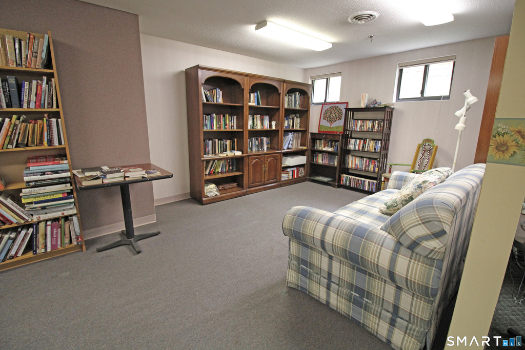 47 Highland Street - Photo 12