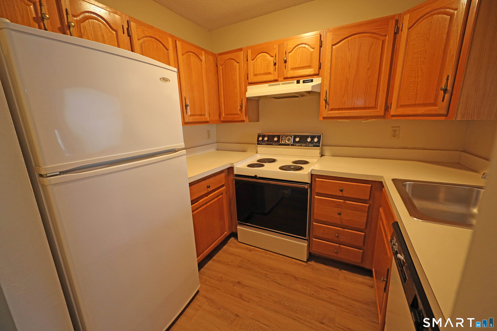 47 Highland Street - Photo 1