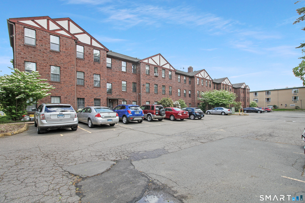 47 Highland Street - Photo 7