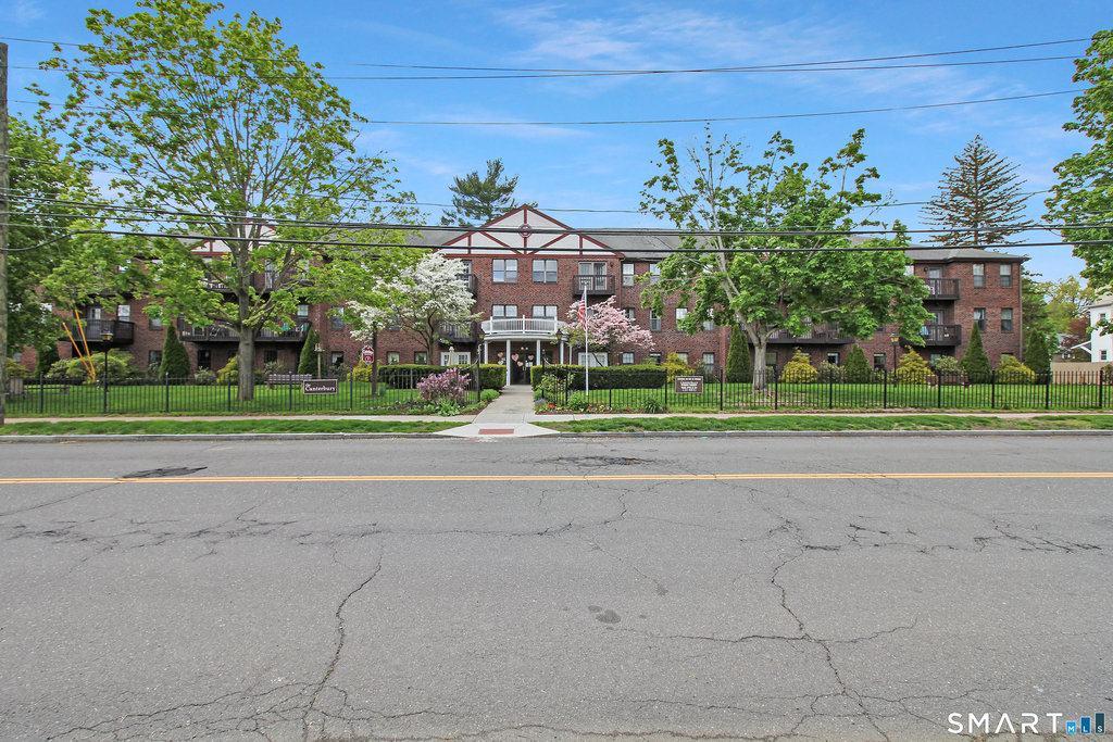 47 Highland Street - Photo 9