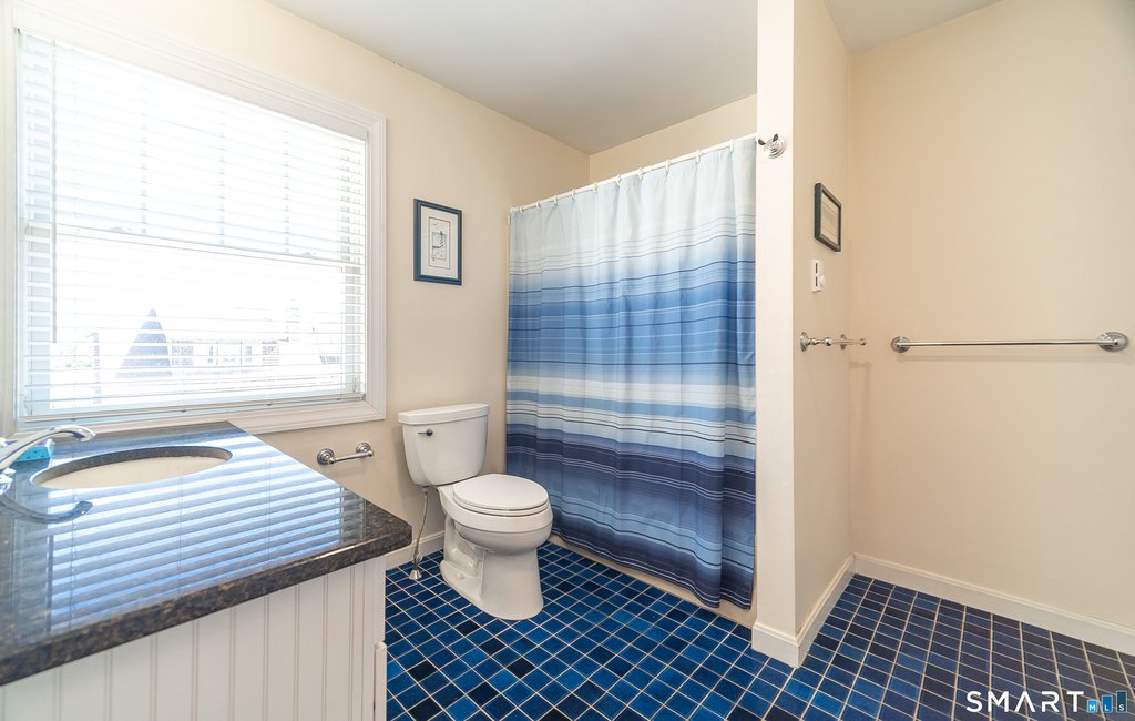 21 Atlantic Avenue - Photo 18