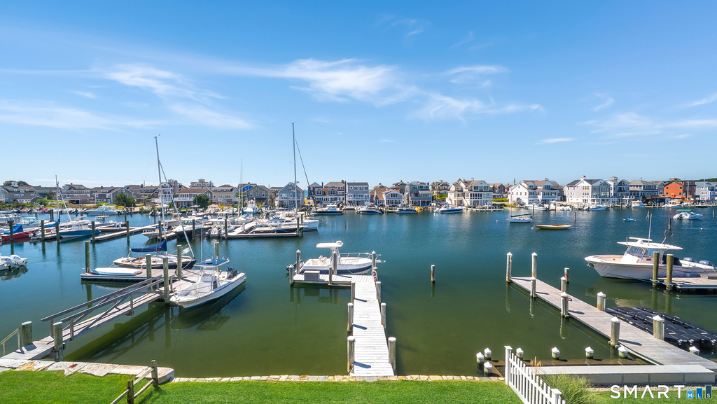 21 Atlantic Avenue - Photo 1