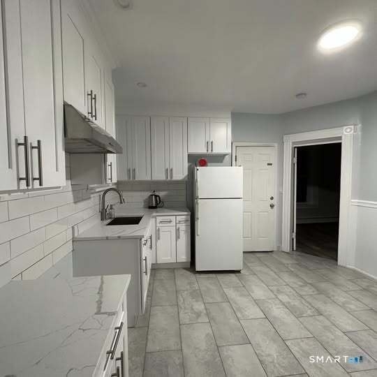 178 Clarence Street - Photo 5