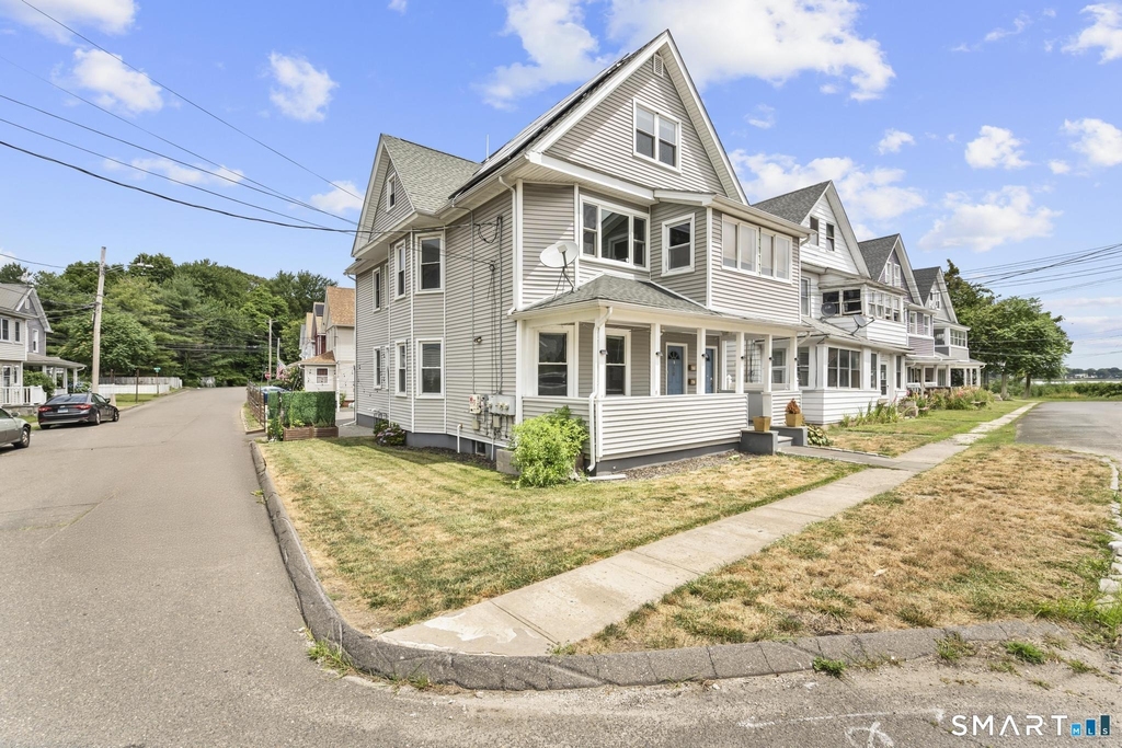 768 Stratford Avenue - Photo 0