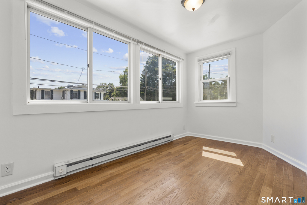 768 Stratford Avenue - Photo 4