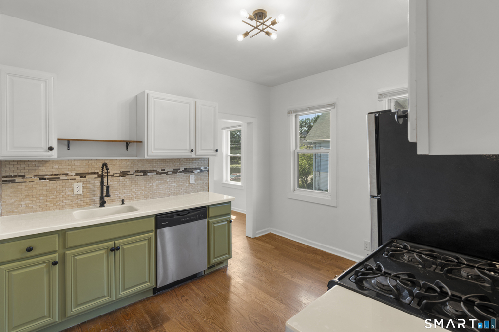 768 Stratford Avenue - Photo 11