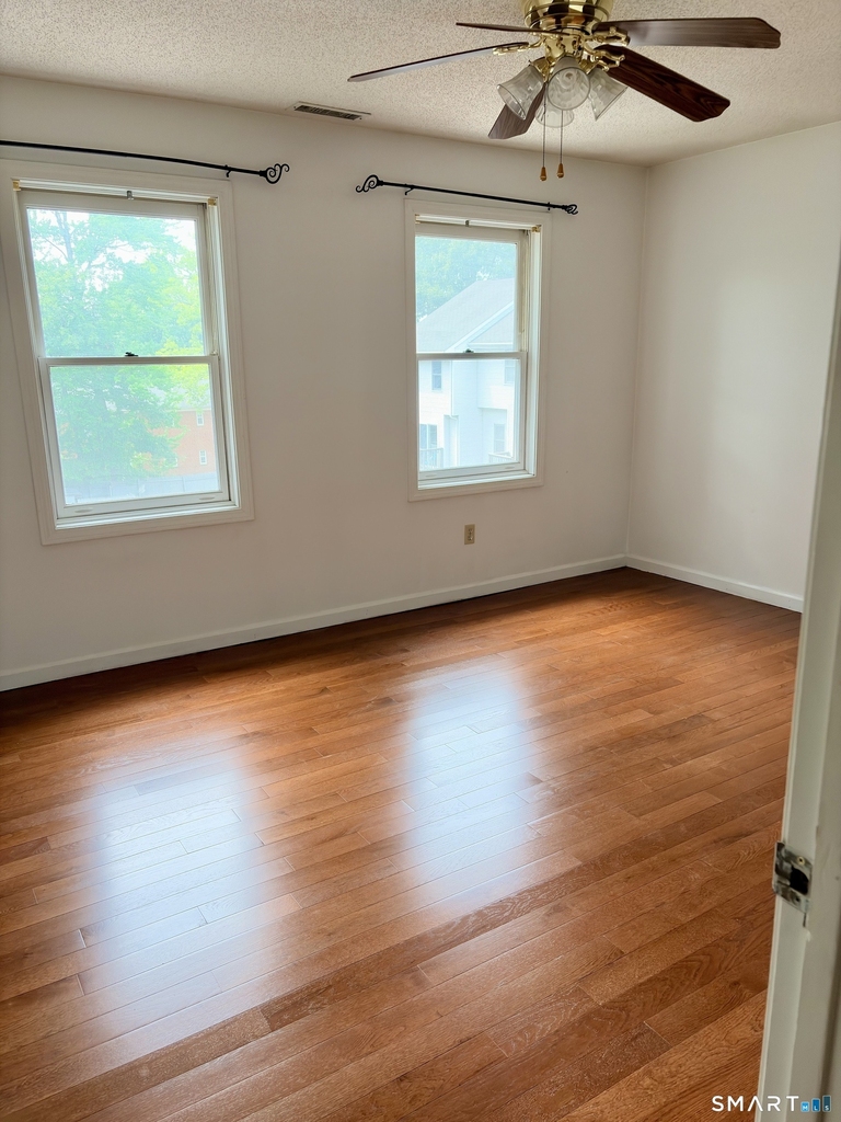 193 Abbotsford Avenue - Photo 7