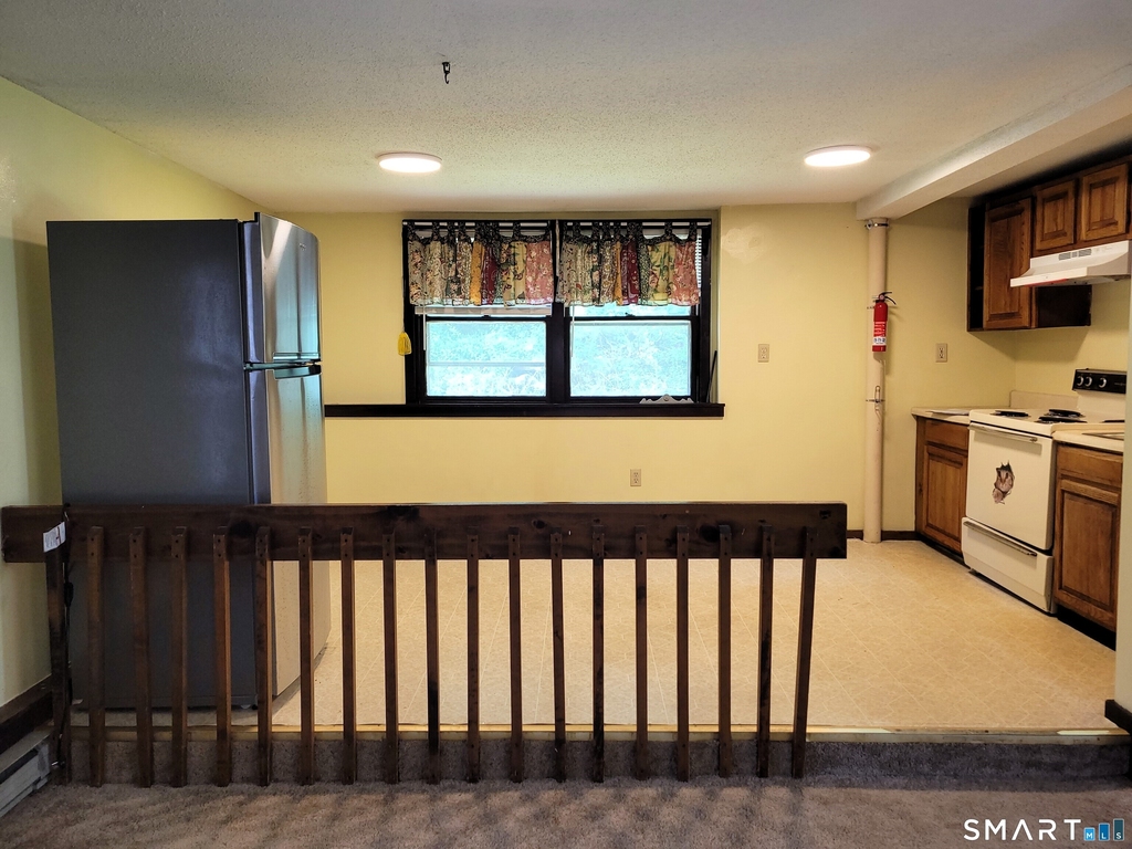 1218 Main Street - Photo 5