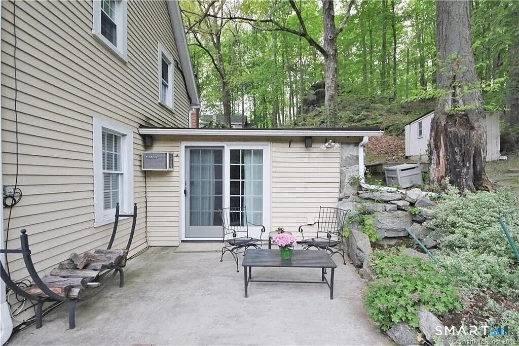 1286 Long Ridge Road - Photo 3