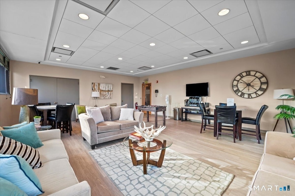 127 Greyrock Place - Photo 32