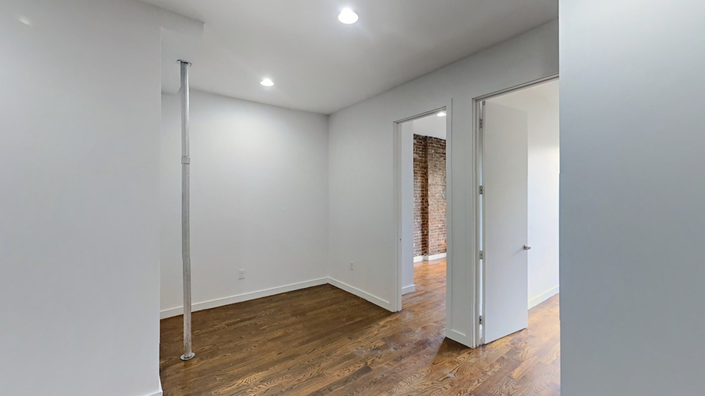 609 Nostrand Ave - Photo 5