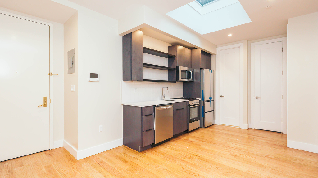 189 Johnson Ave - Photo 0